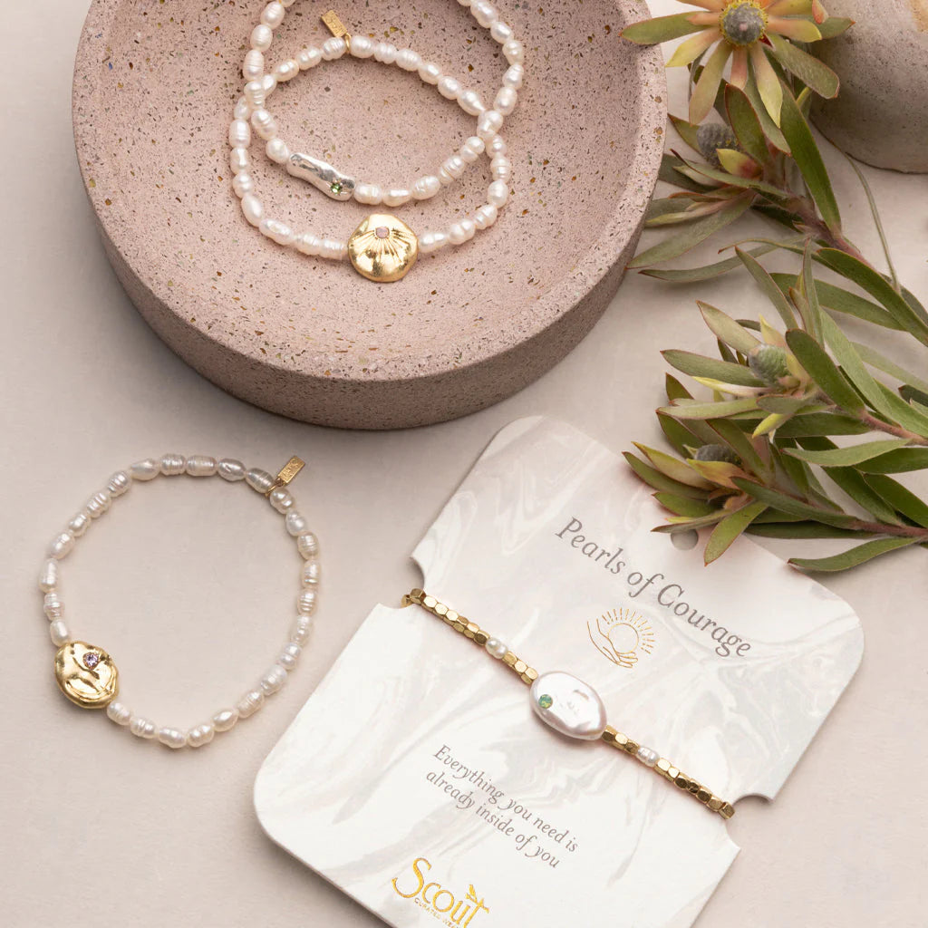 PEARLS AFFIRMATION BRACELET