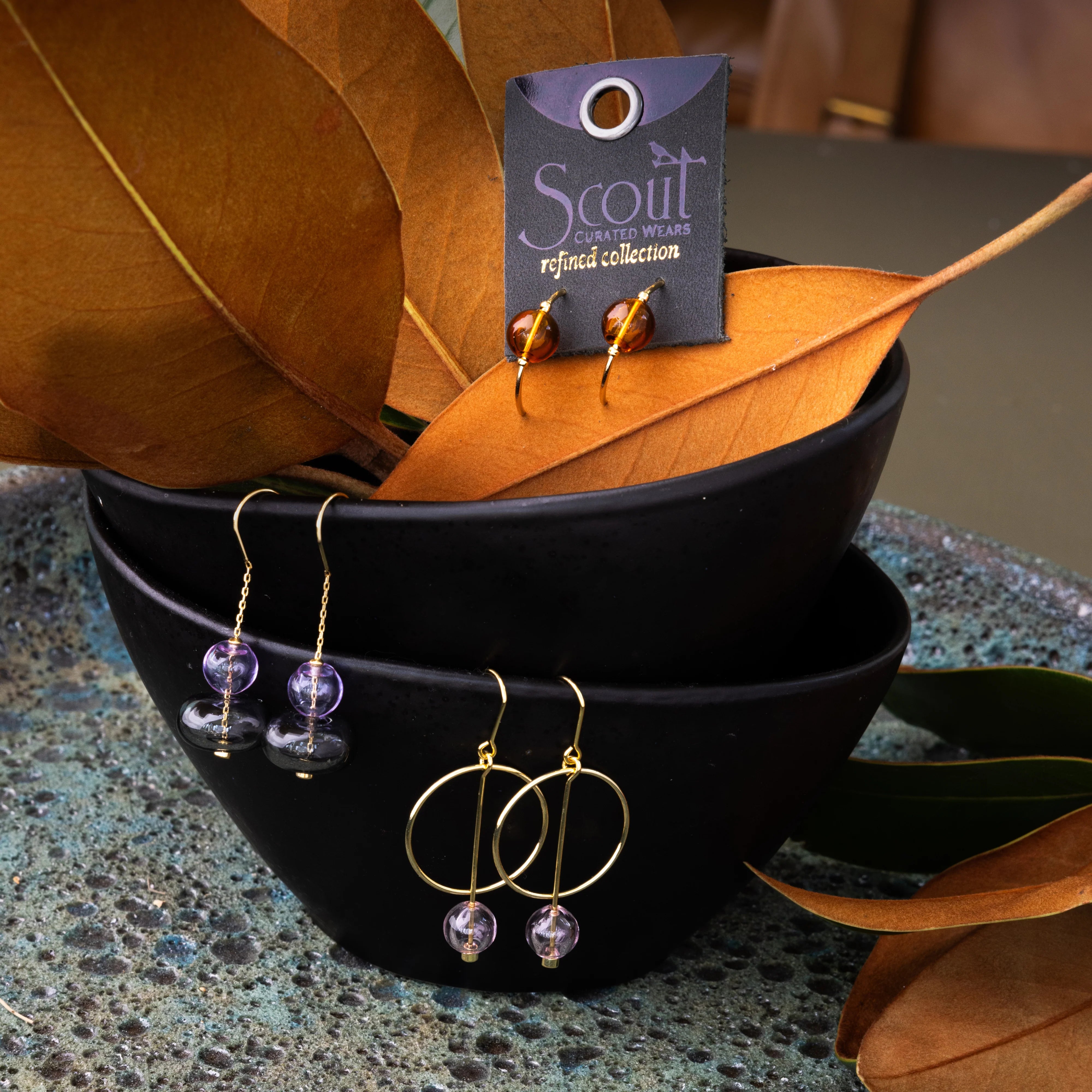 REFINED GLASS EARRINGS