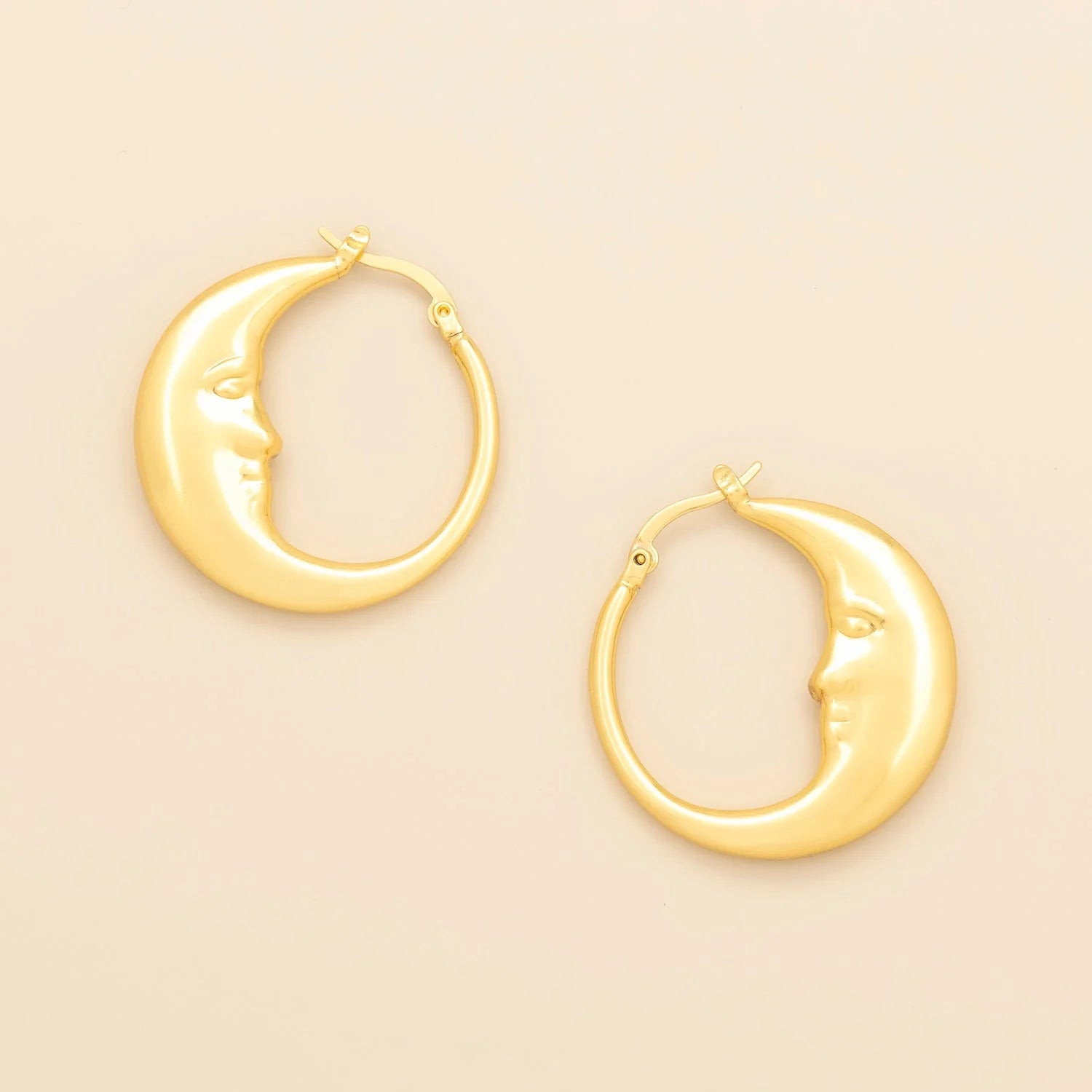 REFINED ICON EARRINGS