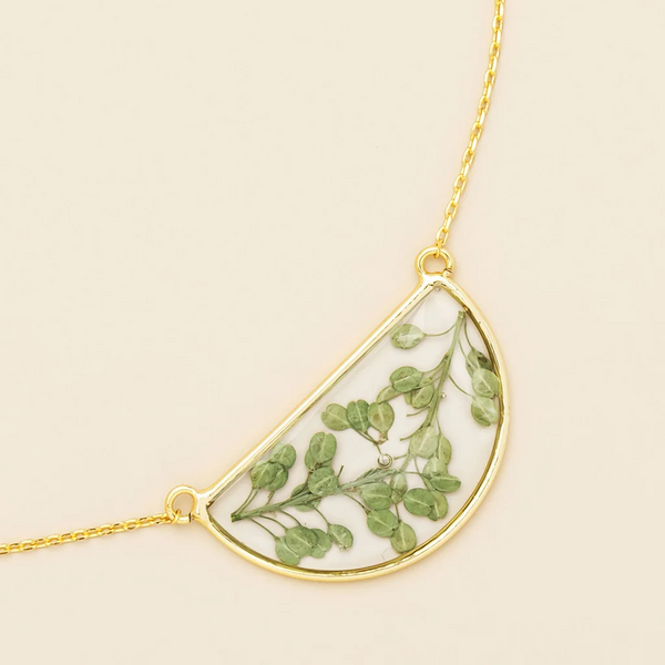 PRESSED FLOWER NECKLACE