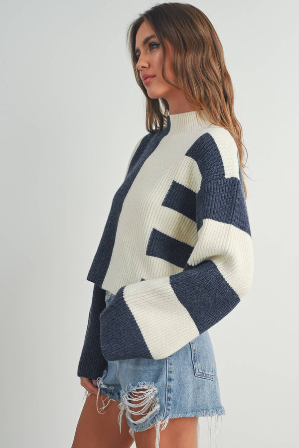 COLOR BLOCK MOCK TURTLENECK SWEATER