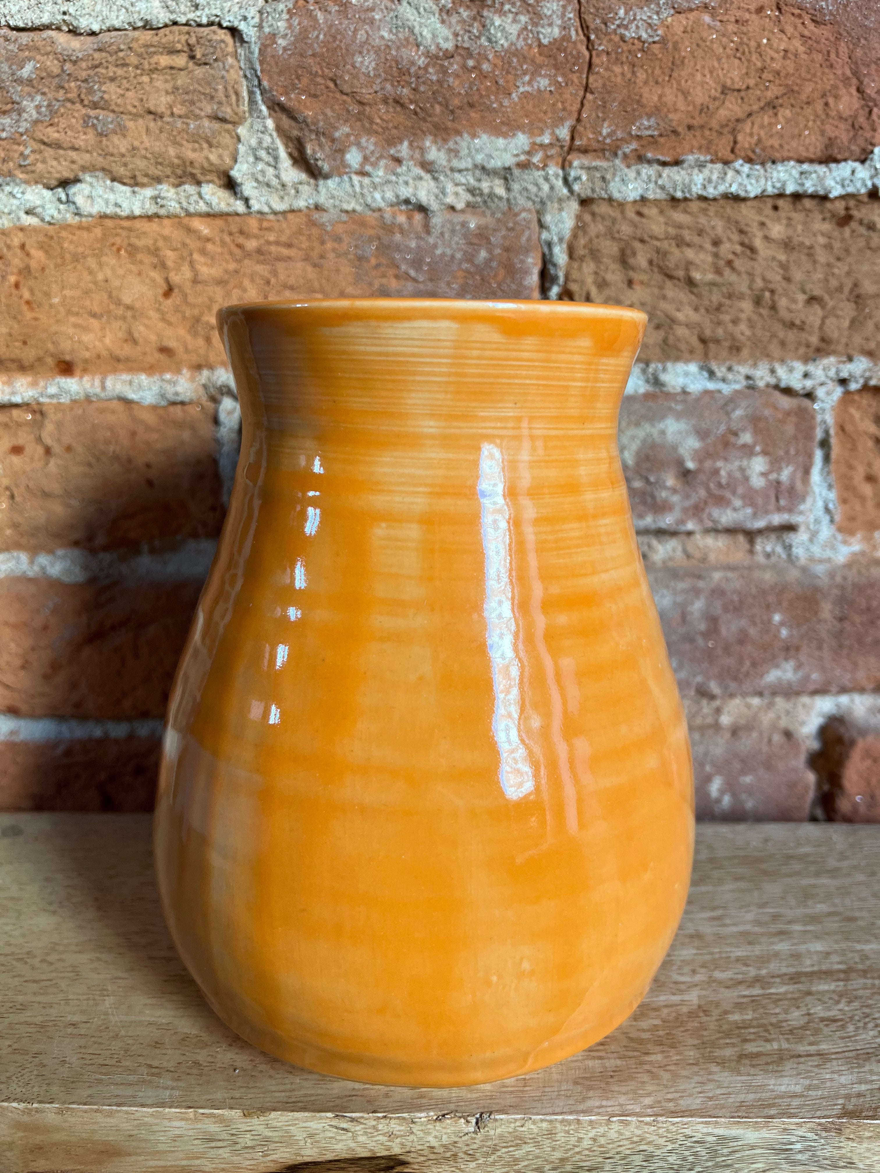 TB ORANGE WOMAN VASE 8/7