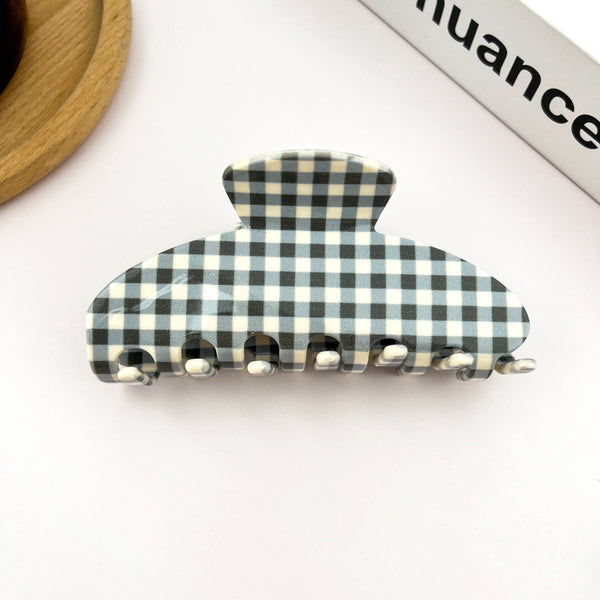 CHECKERBOARD CLAW CLIP