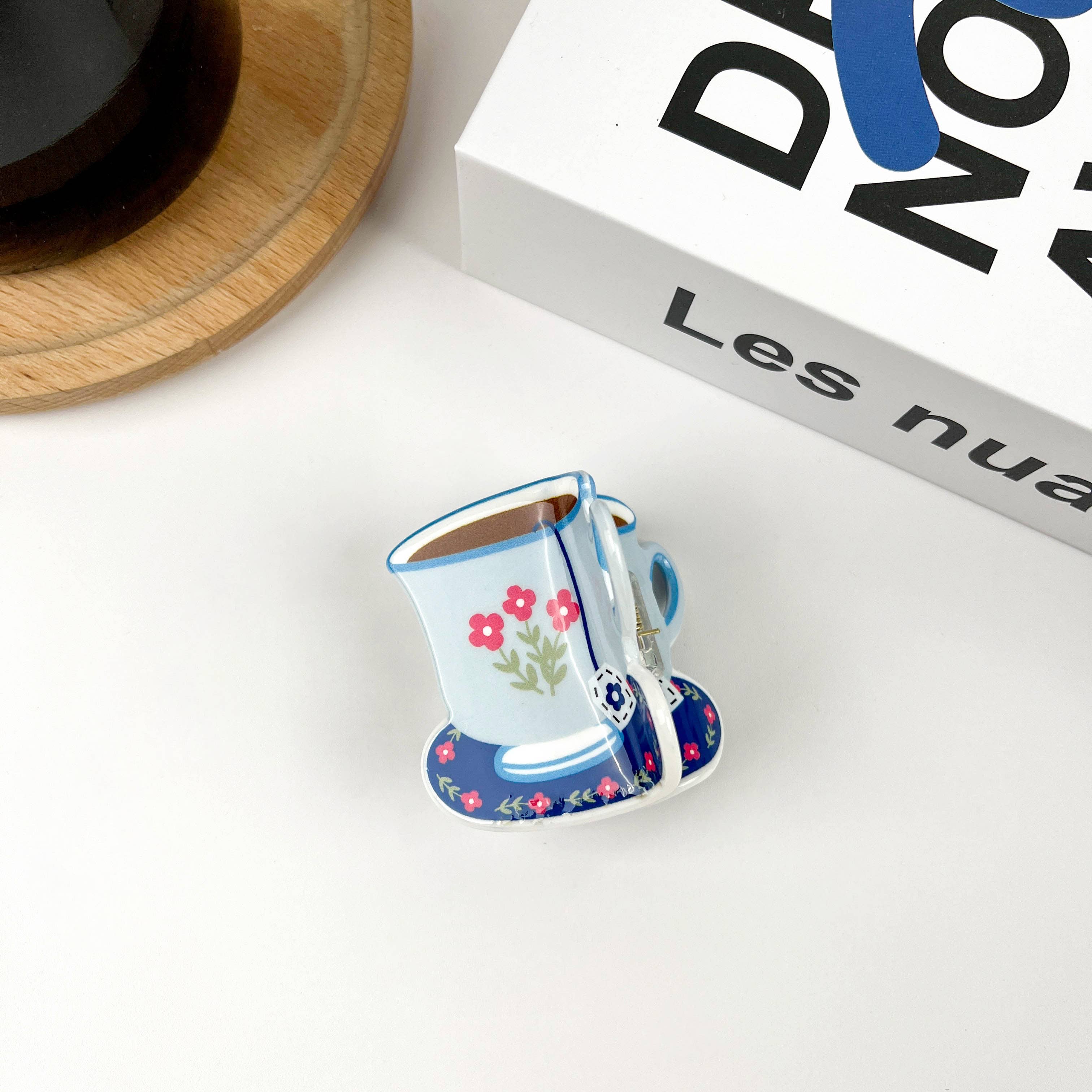 TEA/COFFEE CUP HAIR CLIP