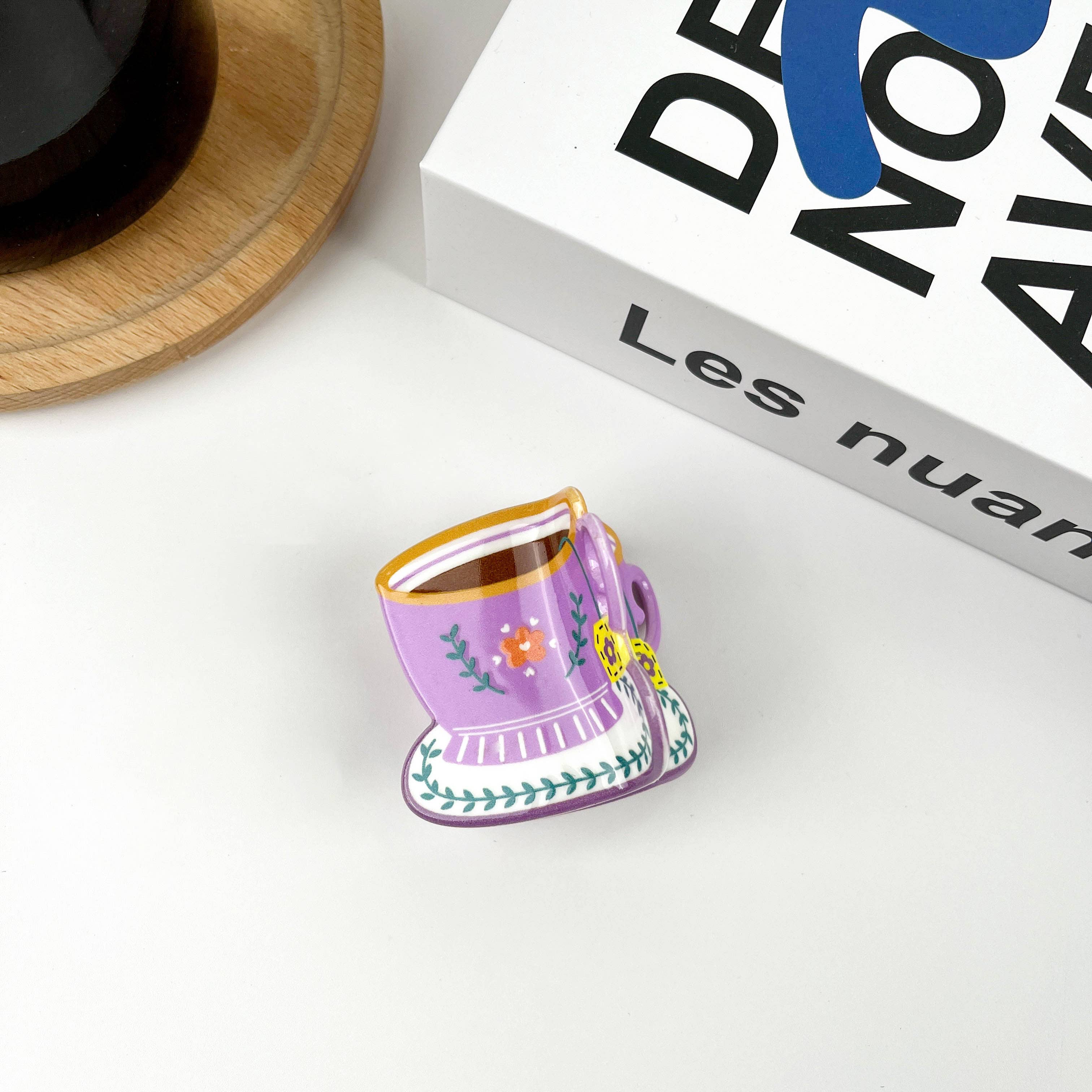 TEA/COFFEE CUP HAIR CLIP