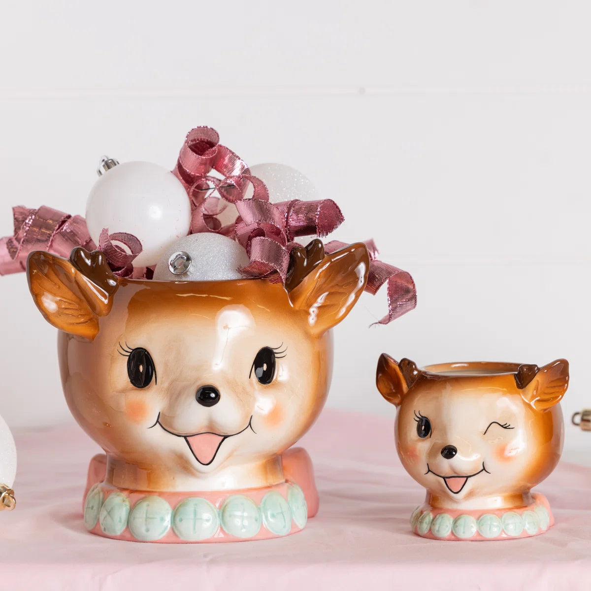 VINTAGE REINDEER SNACK BOWL