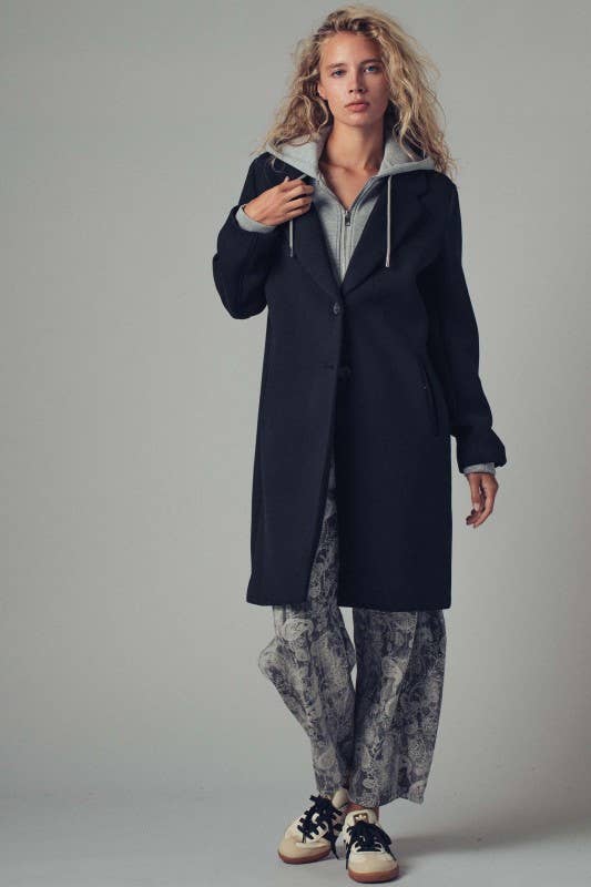 DETACHABLE HOODIE SCUBA COAT