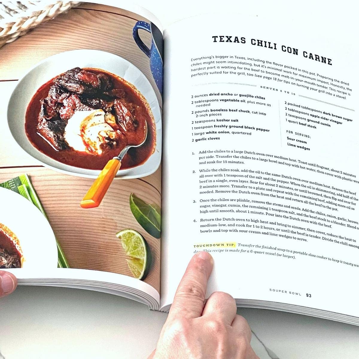 THE ULTIMATE TAILGATING PLAYBOOK