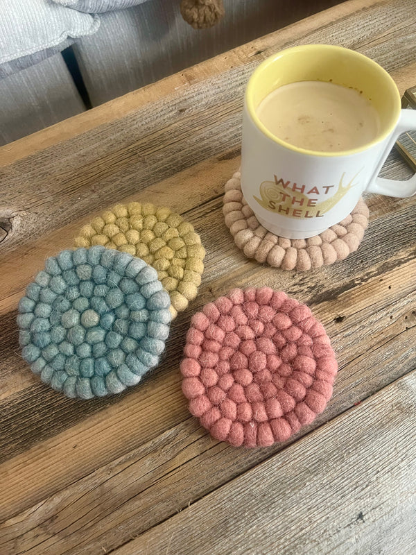 HANDMADE WOOL FELT BALL COASTERS SET
