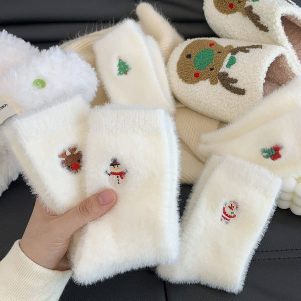 WHITE CHRISTMAS WARM COZY FLEECE SOCKS