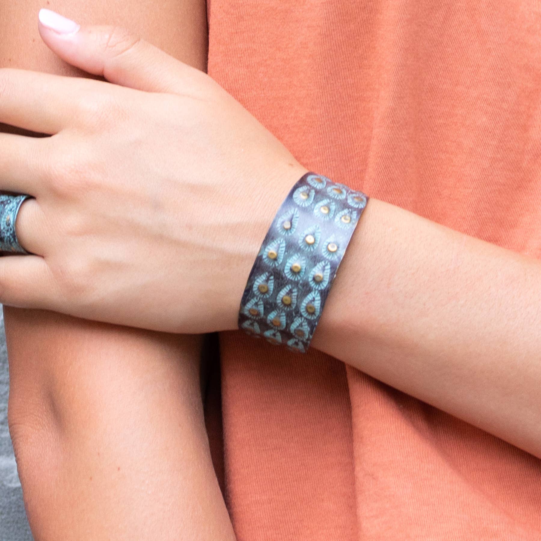 BRASS PATINA BRACELET - AQUA ON BROWN TEARDROPS AND DOTS