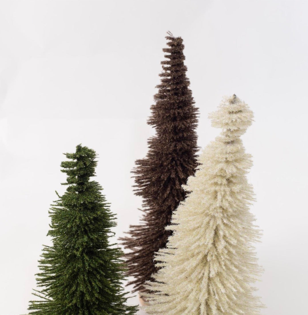 SHAPED BOTTLE BRUSH TREE