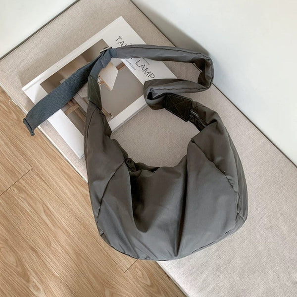 CASUAL CURVE CRESCENT BAG