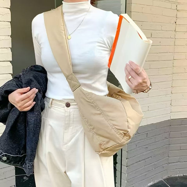 CASUAL CURVE CRESCENT BAG