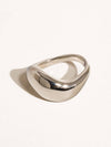 ERIN 18K NON-TARNISH CLASSIC WAVY BAND: SILVER