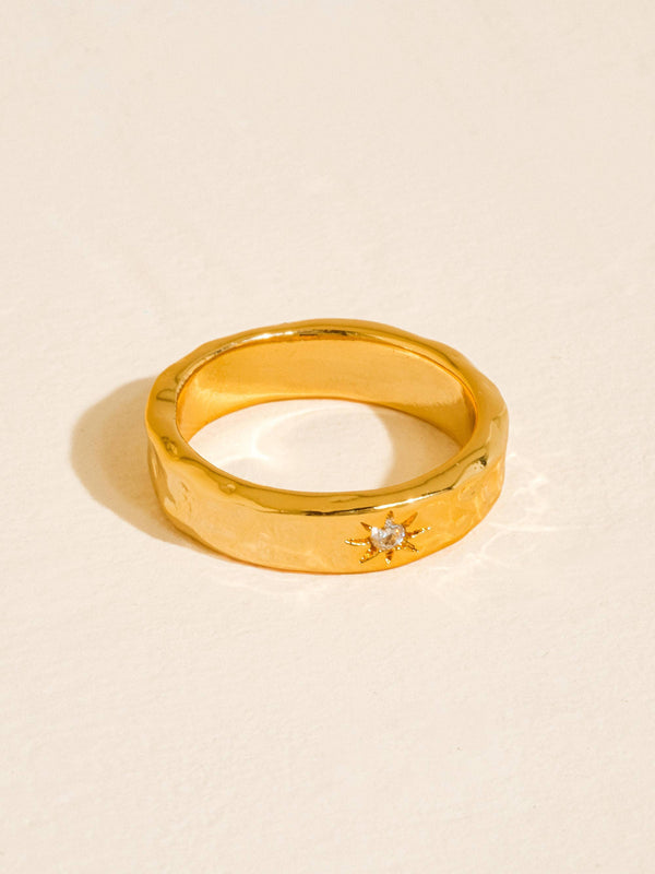NAIA 18K GOLD VINTAGE CELESTIAL STAR BAND RING