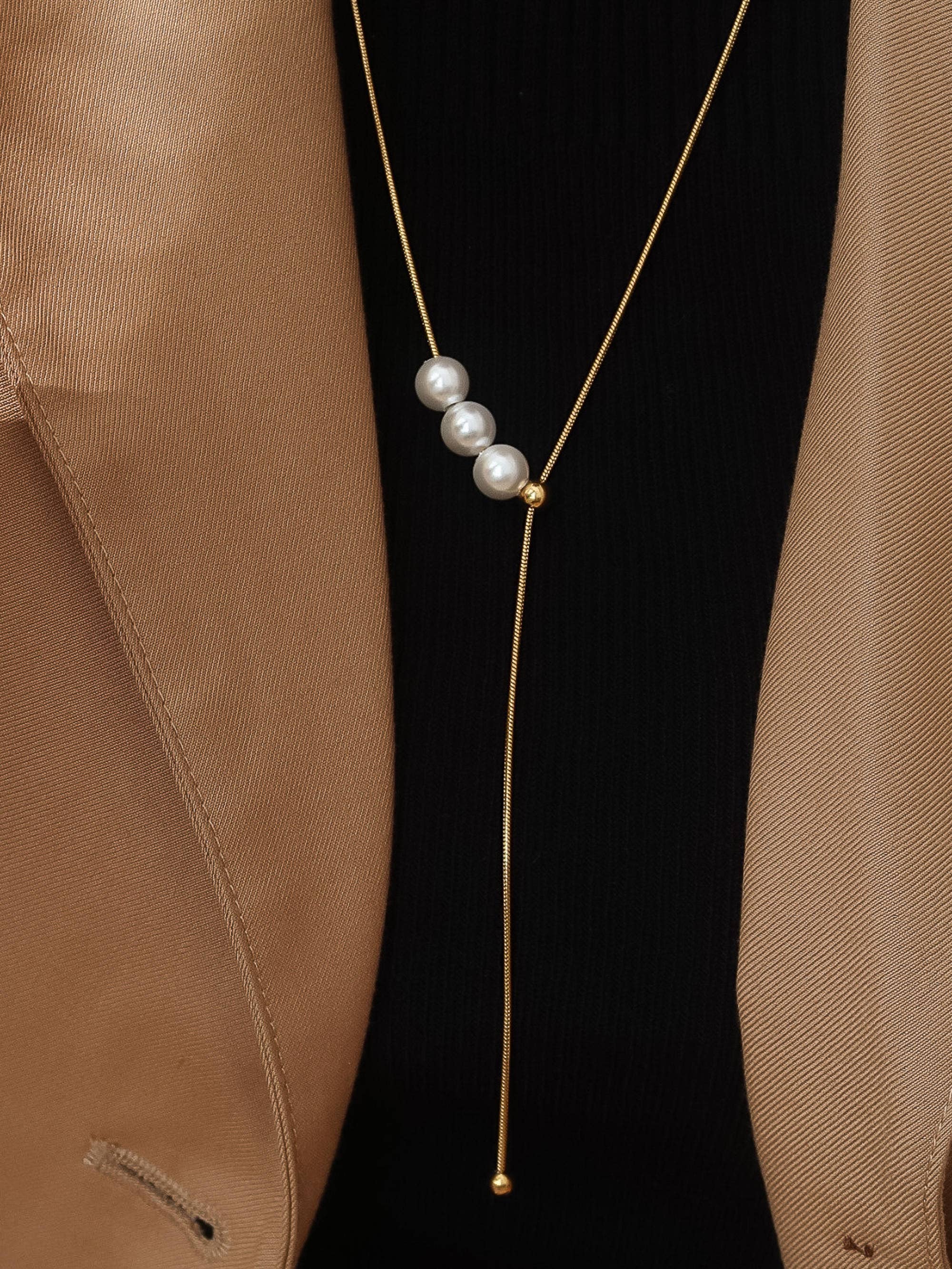 MOTANA 18K GOLD NON-TARNISH PEARL Y DROP SWEATER NECKLACE