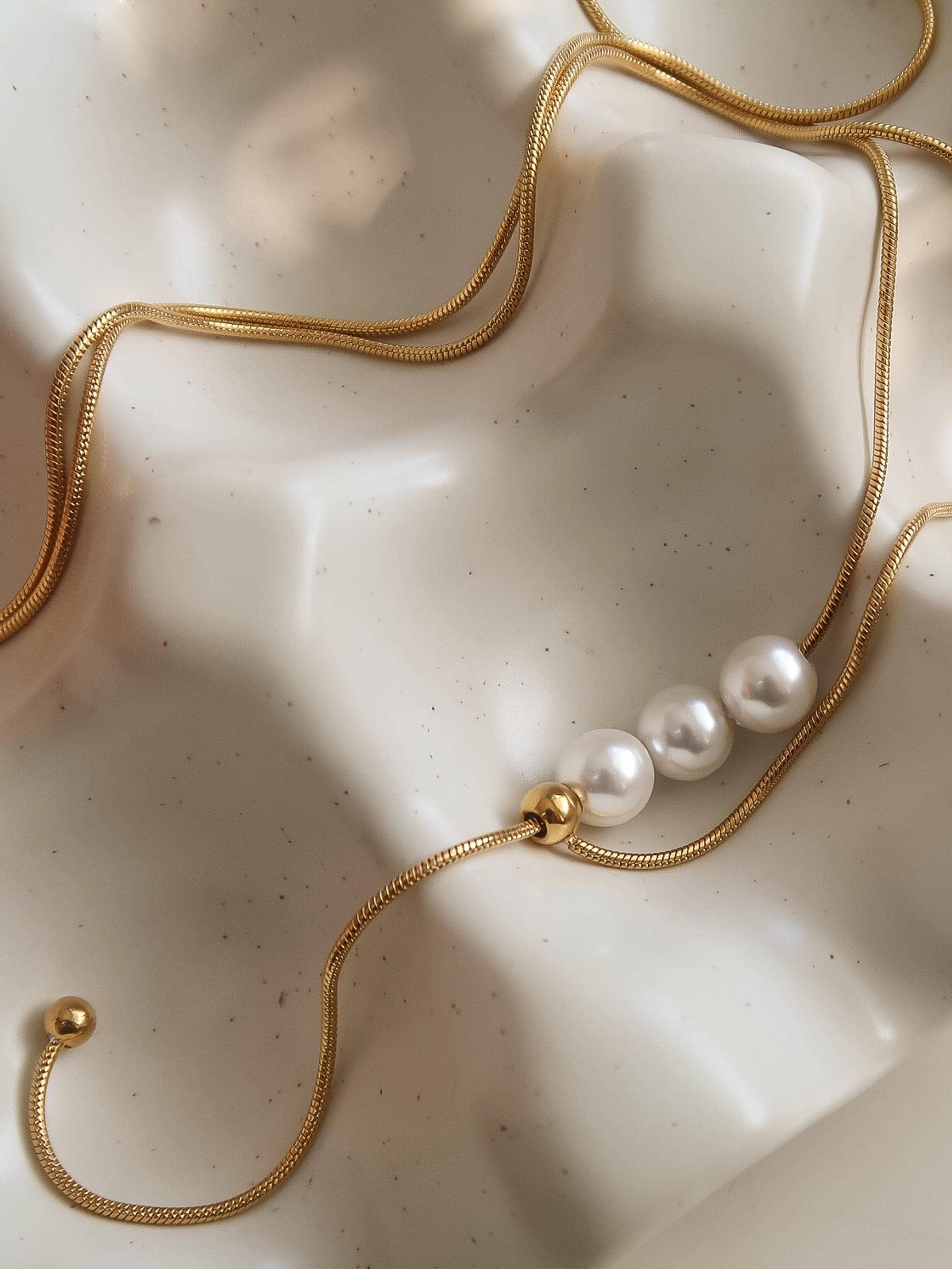 MOTANA 18K GOLD NON-TARNISH PEARL Y DROP SWEATER NECKLACE