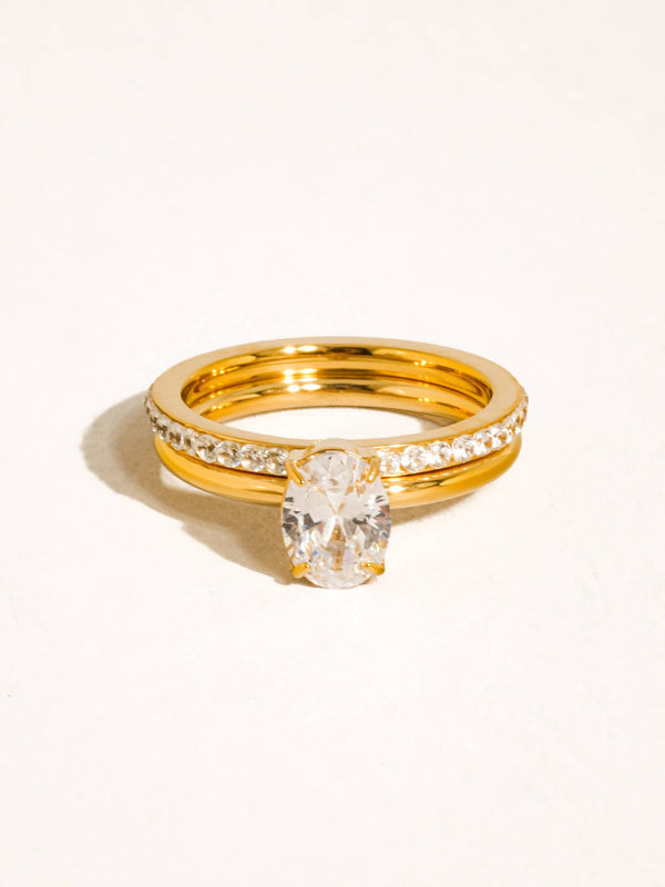 NEVE 18K GOLD NON-TARNISH OVAL CZ STACK RING