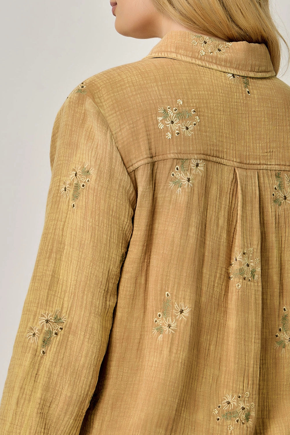 FRINGE WASHED EMBROIDERY SHIRT