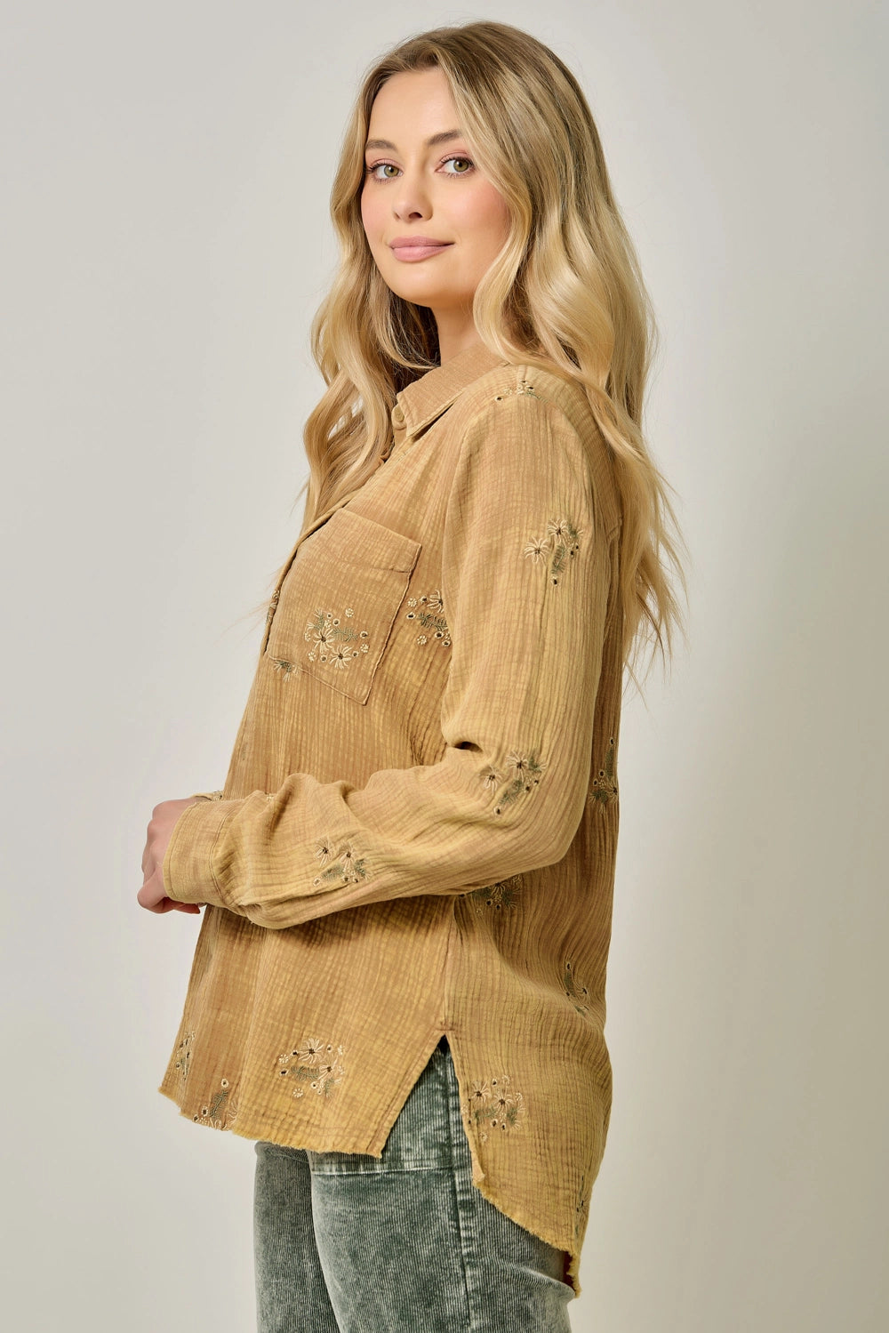 FRINGE WASHED EMBROIDERY SHIRT