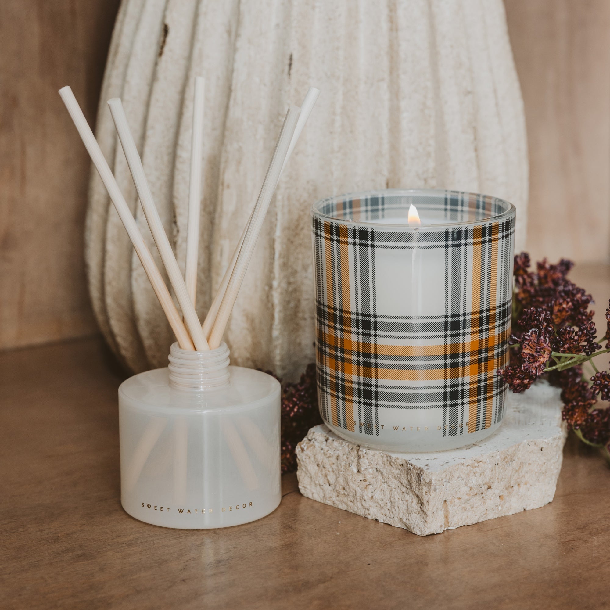 HELLO FALL SOY CANDLE - BOXED TINTED GLASS JAR - 12 OZ