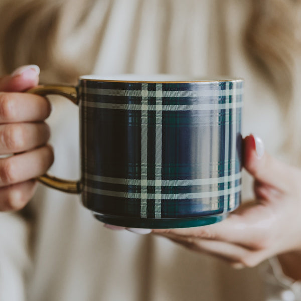 NAVY PLAID 14 OZ GOLD HANDLE COFFEE MUG
