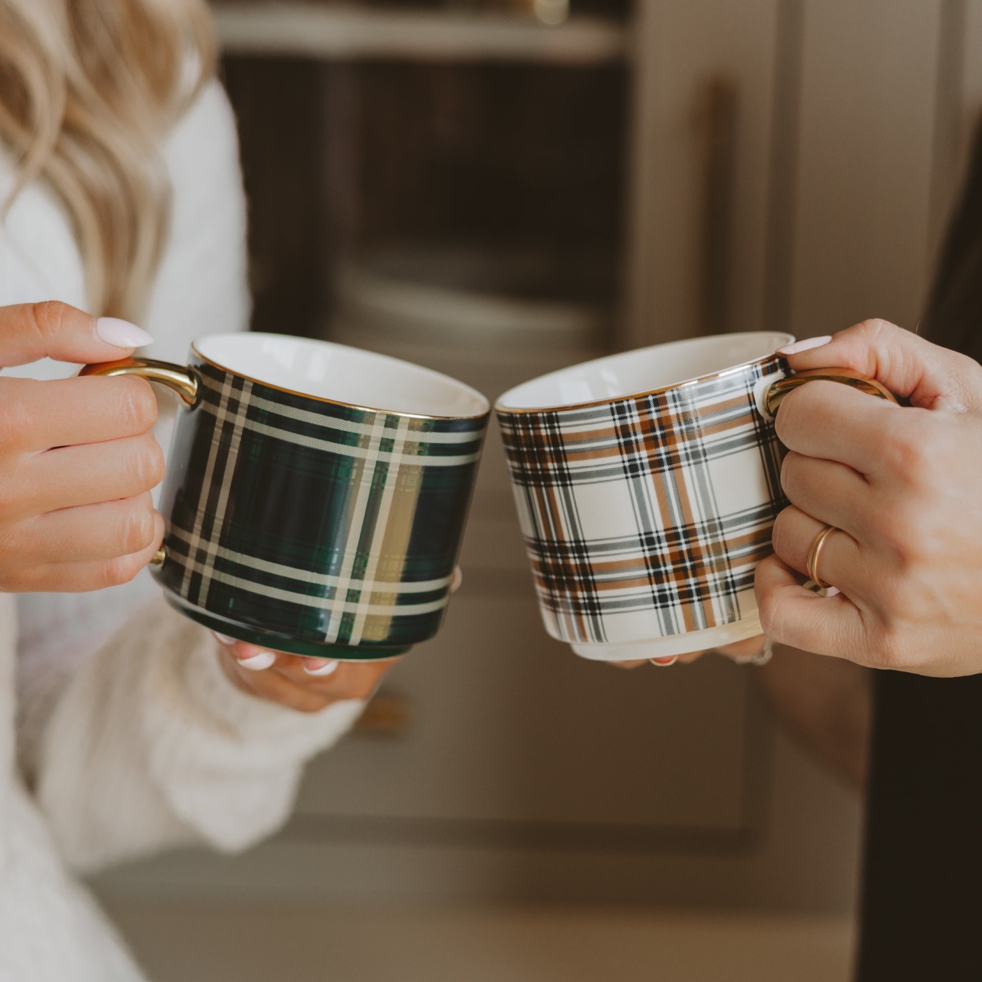 ORANGE NAVY PLAID 14 OZ GOLD HANDLE COFFE MUG