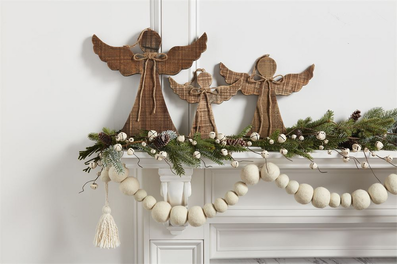 WHITE POM SNOWBALL TASSEL GARLAND