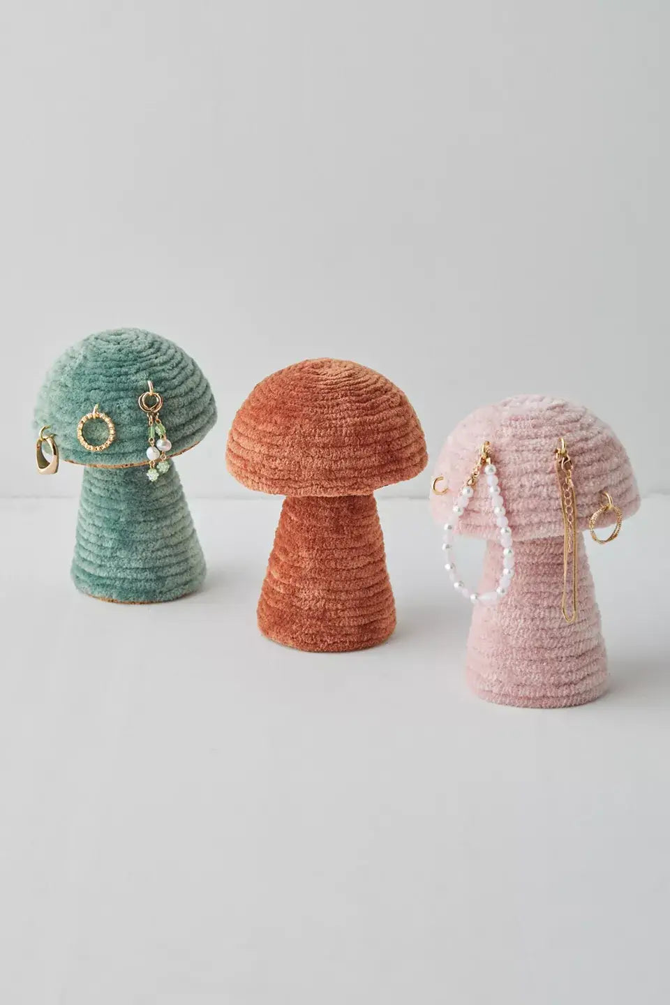 VELVET MUSHROOM JEWELRY HOLDER