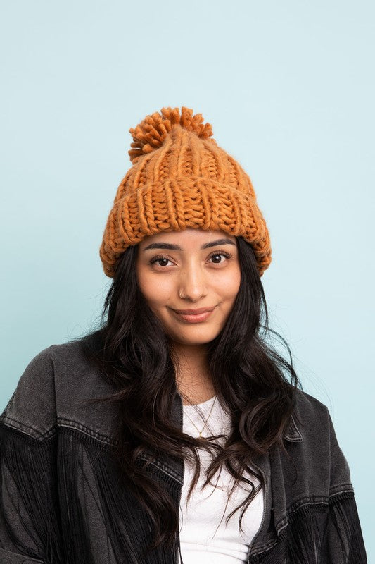 SOFT CHUNKY CABLE KNIT BEANIE