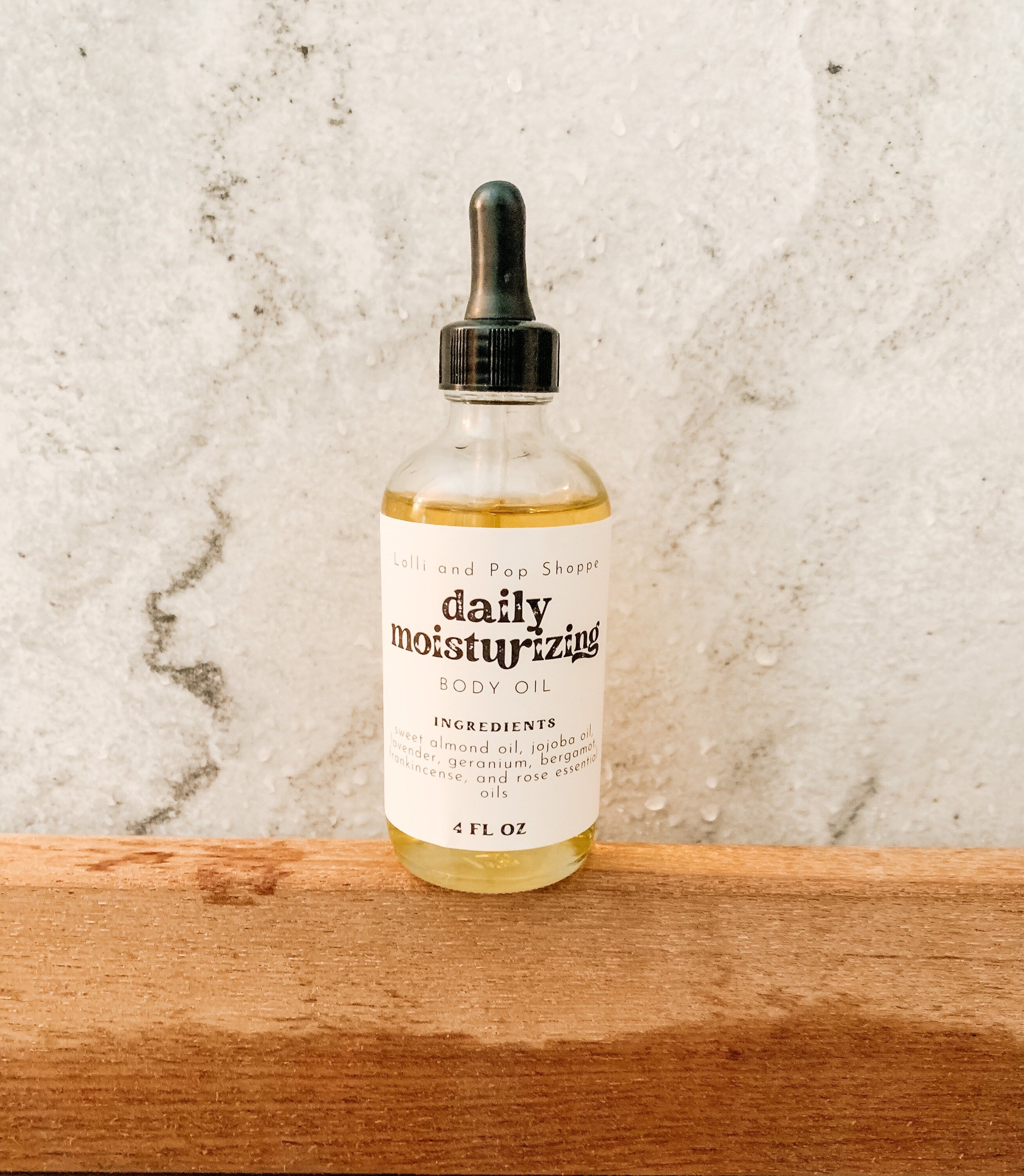 HYDRATING BODY OIL