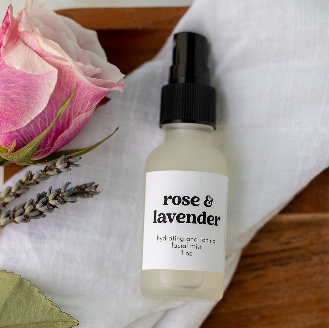 ROSE & LAVENDER HYDRATING & TONING FACIAL MIST