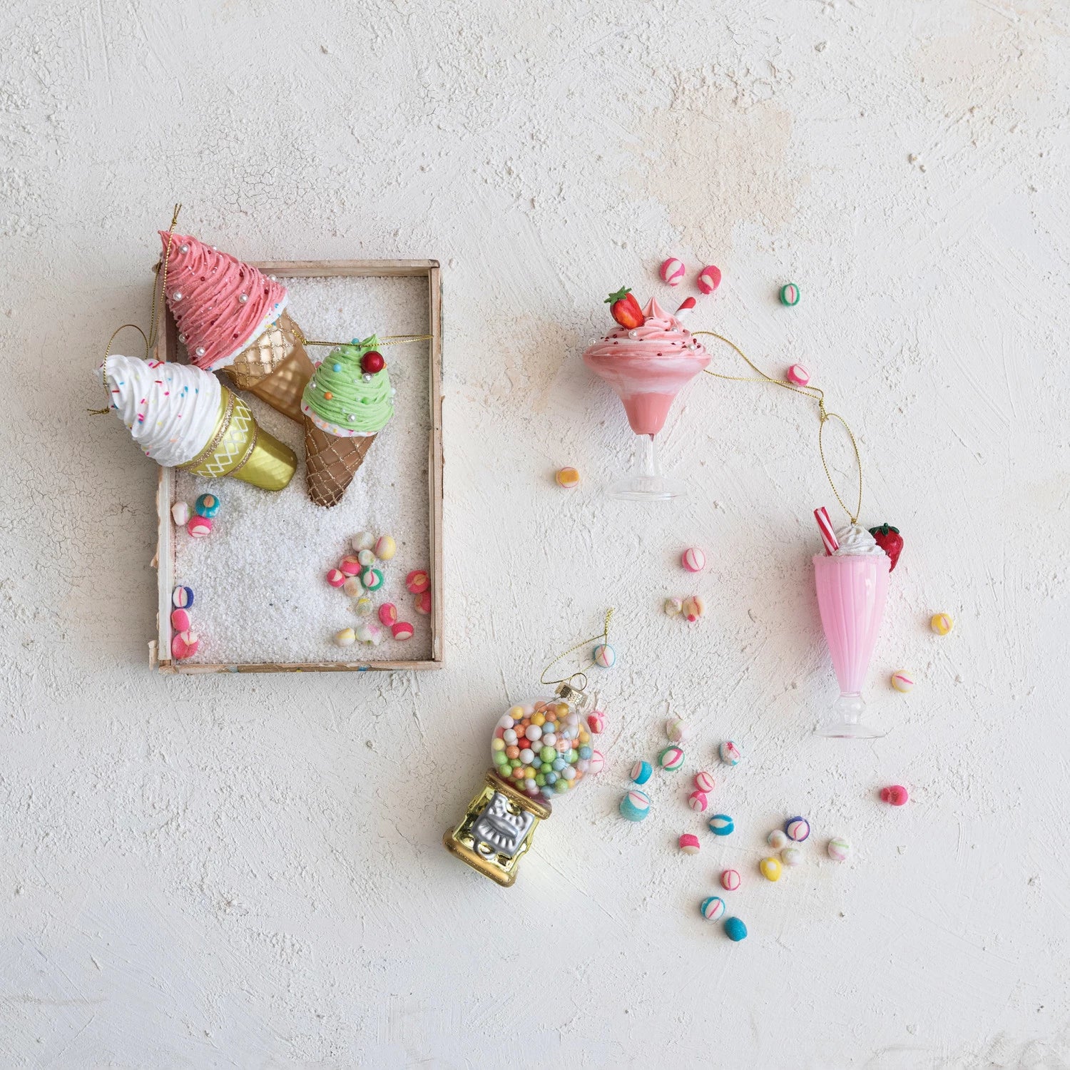 GLASS MILKSHAKE W/ STRAW ORNAMENT, PINK & WHITE