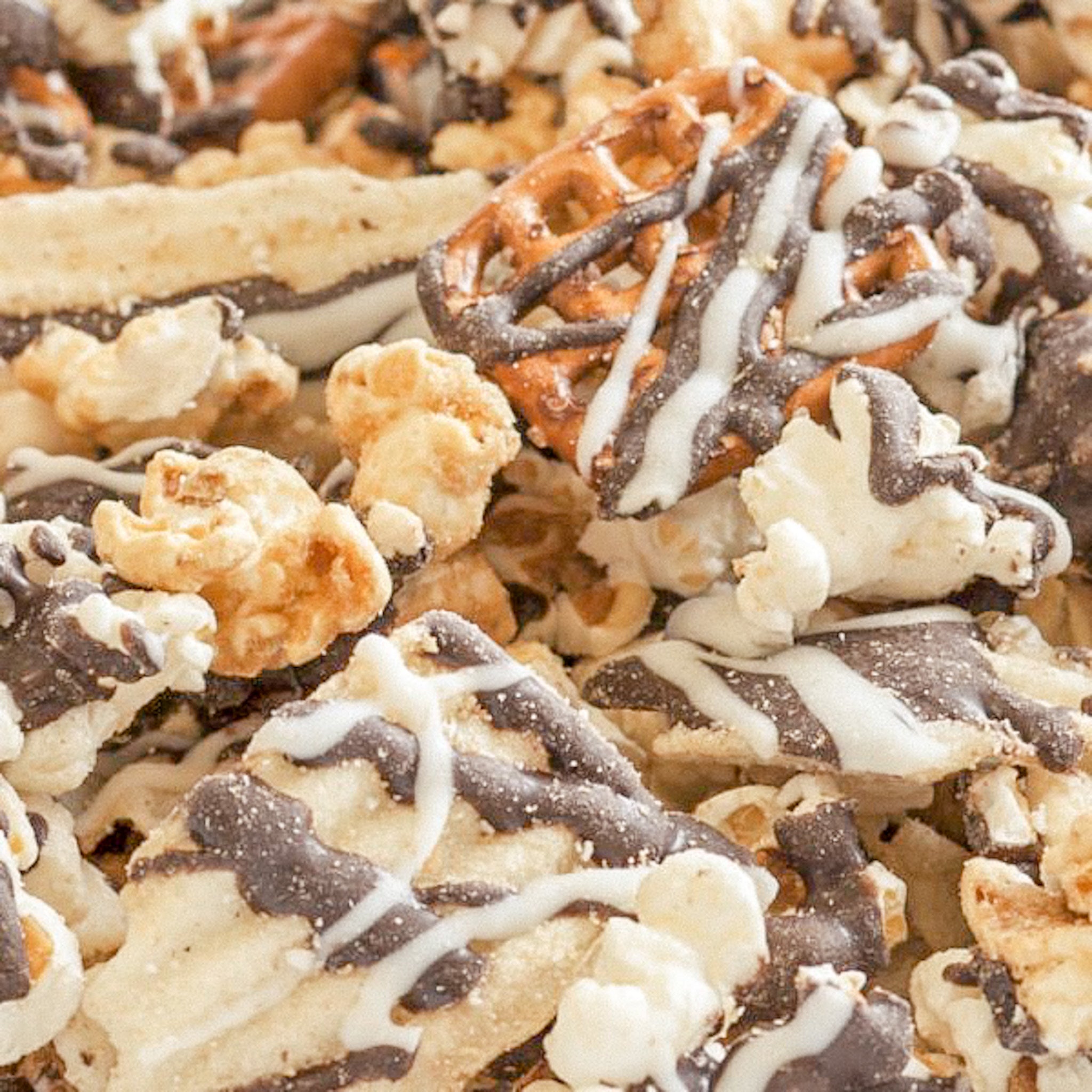 ULTIMATE POPCORN SNACK GOURMET POPCORN